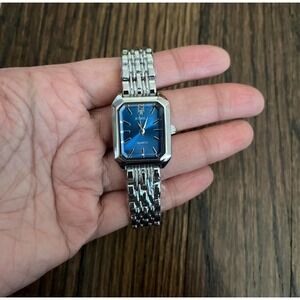 New Blue Dial 23mm Womens Fashion Steel Quartz Silver Watch Gift Upto 8in Wrist